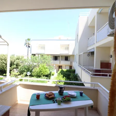 In Good Location And With Balcony - Nicole In Salento Otrante