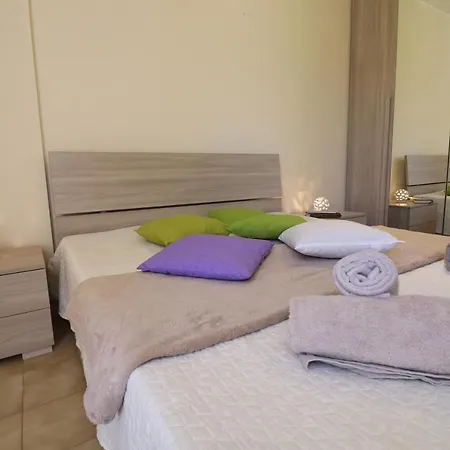 In Good Location And With Balcony - Nicole In Salento Appartement